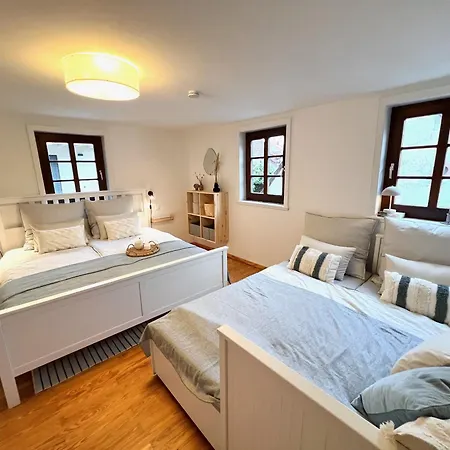 Bei Tante Lotte - Zuhause Im Modernen Fachwerkhaus Gleiszellen-Gleishorbach